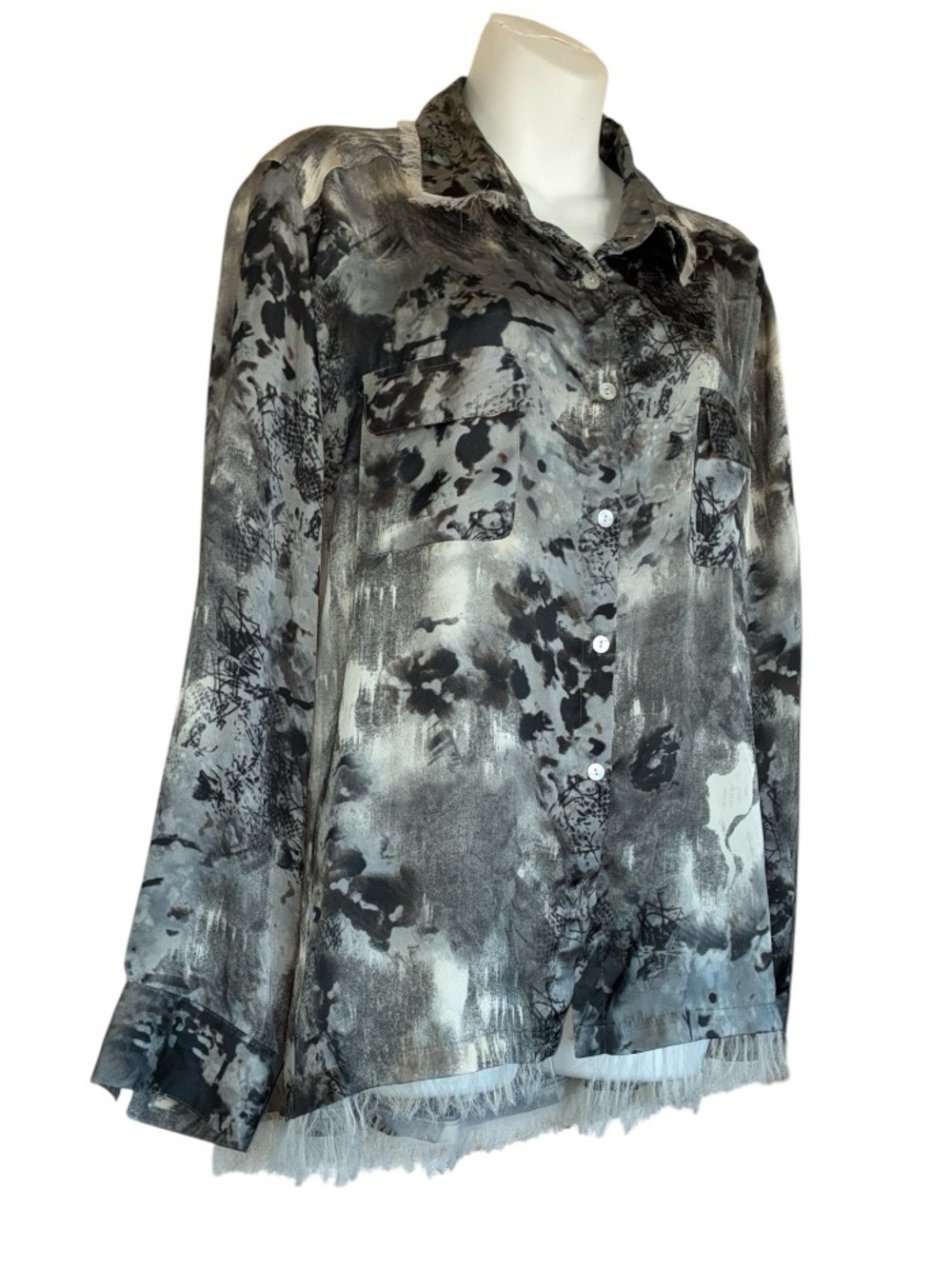 Quintessential Buttondown Blouse, Women's XL, Grey/Black, Silky, Fringed EUC